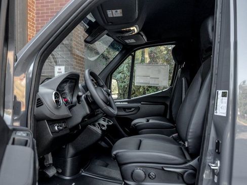 New 2026 Mercedes-Benz Sprinter 2500 image 12
