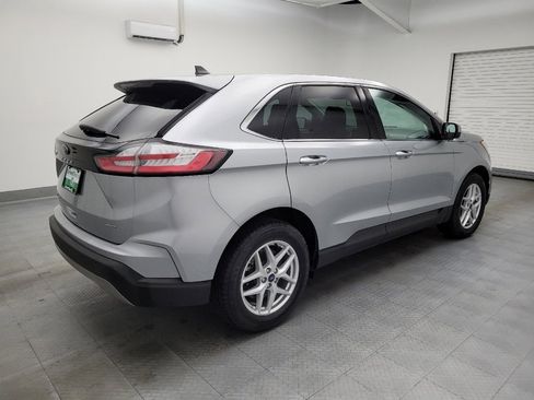 Used 2022 Ford Edge SEL image 10