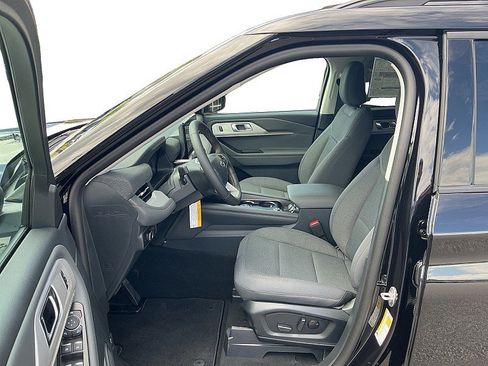 New 2026 Ford Explorer Active image 10