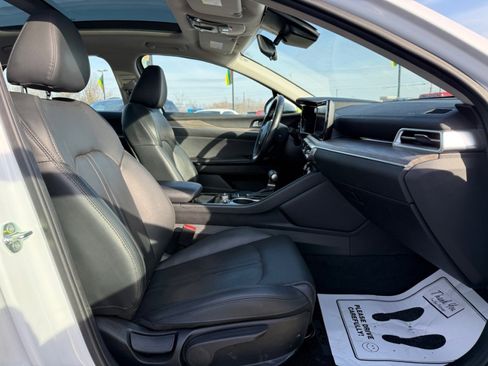 Used 2023 Kia K5 EX image 11