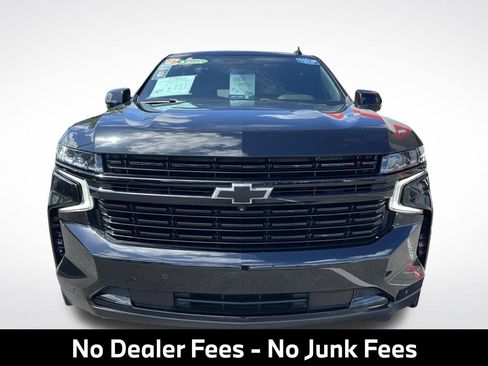 Used 2023 Chevrolet Suburban RST w/ Luxury Package AWD/4WD image 2