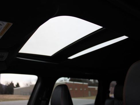 Used 2022 Mitsubishi Outlander SEL image 18