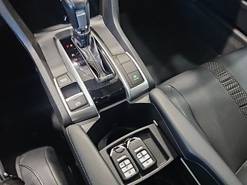 Used 2020 Honda Civic EX-L image 32