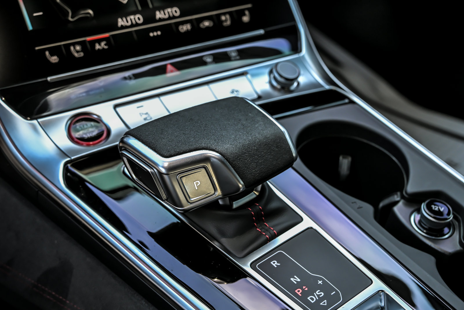 Used 2022 Audi RS 6 AWD/4WD image 47