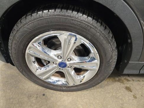 Used 2015 Ford Escape SE FWD image 10