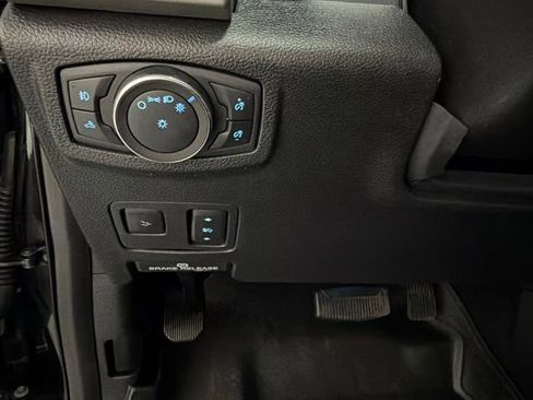 Used 2019 Ford F250 Lariat w/ Lariat Ultimate Package AWD/4WD image 19