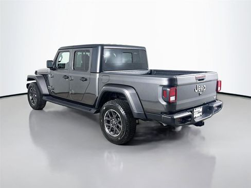 Used 2022 Jeep Gladiator Overland w/ Popular Equipment Package image 6