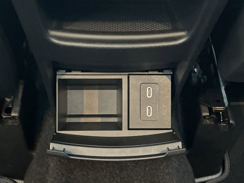 Certified 2025 Mercedes-Benz GLA 35 AMG 4MATIC image 40