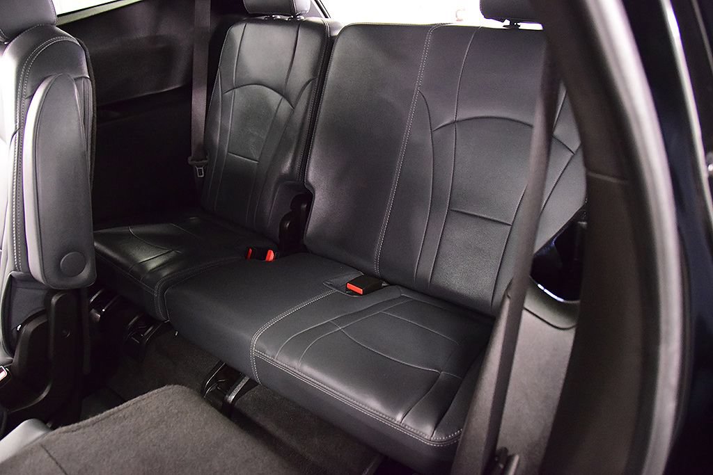 Used 2024 Buick Enclave Essence w/ Experience Buick Package AWD/4WD image 33