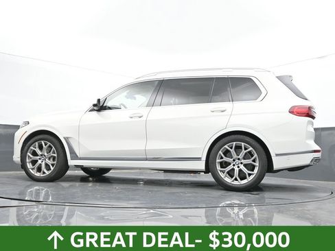 Used 2022 BMW X7 xDrive40i w/ Executive Package image 48