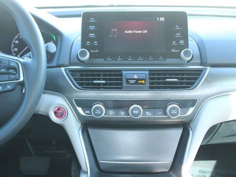 Used 2018 Honda Accord Sedan image 16
