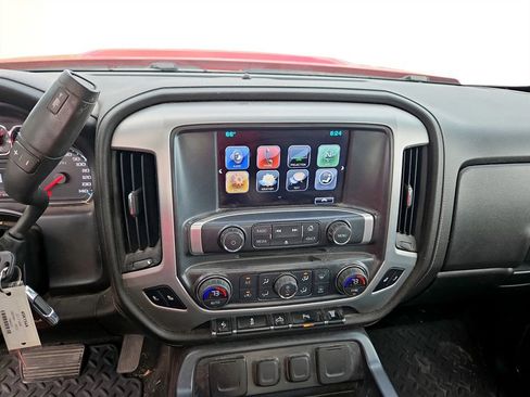 Used 2017 GMC Sierra 2500 SLT w/ Duramax Plus Package AWD/4WD image 24