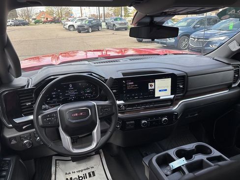 Used 2024 GMC Sierra 2500 SLE AWD/4WD image 12