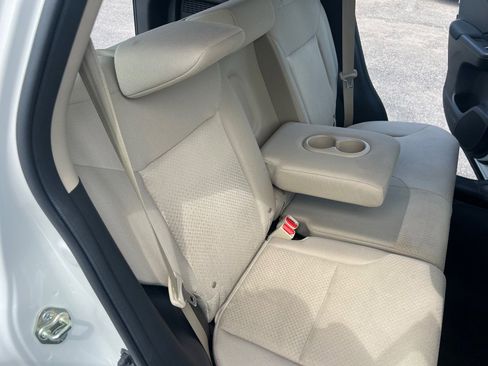 Used 2015 Honda CR-V LX image 29