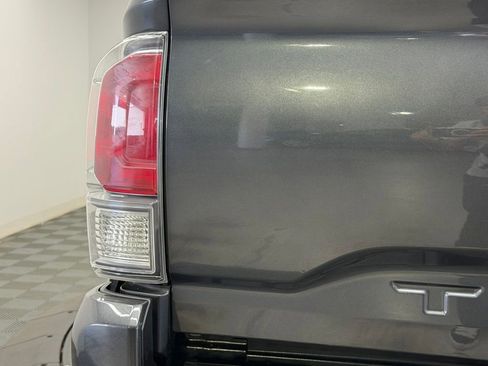 Used 2023 Toyota Tacoma TRD Sport AWD/4WD image 13