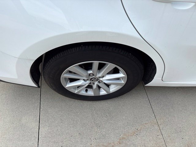 Used 2025 Toyota Camry LE FWD image 10