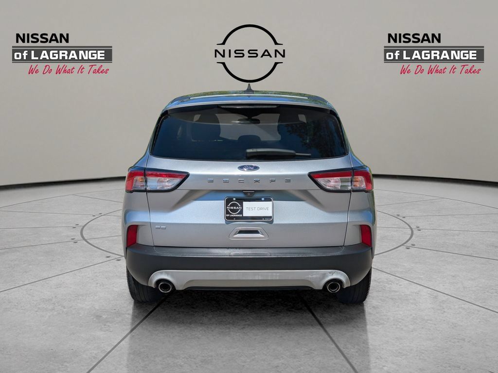 Used 2022 Ford Escape SE FWD image 6