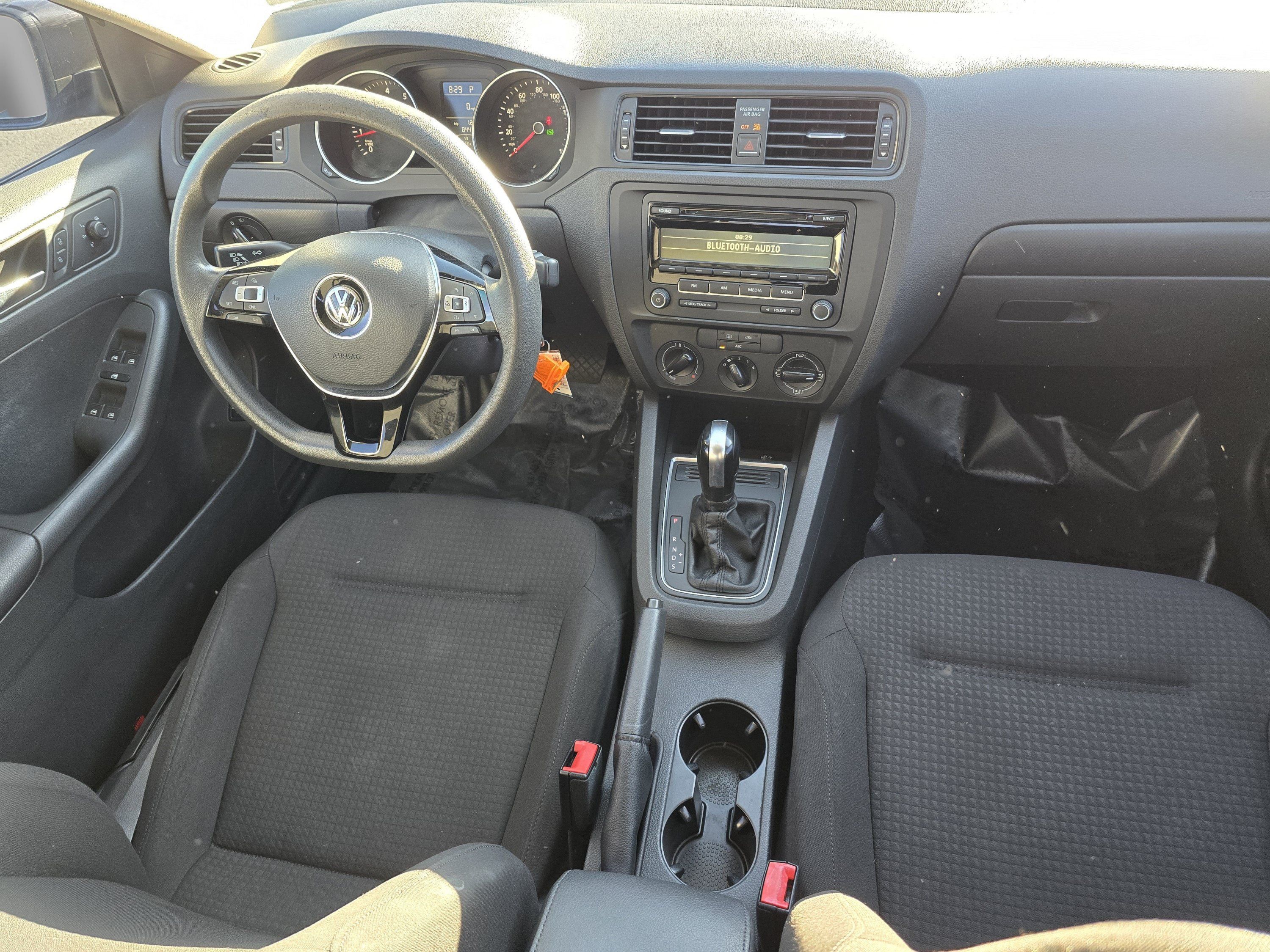 Used 2015 Volkswagen Jetta S FWD image 25