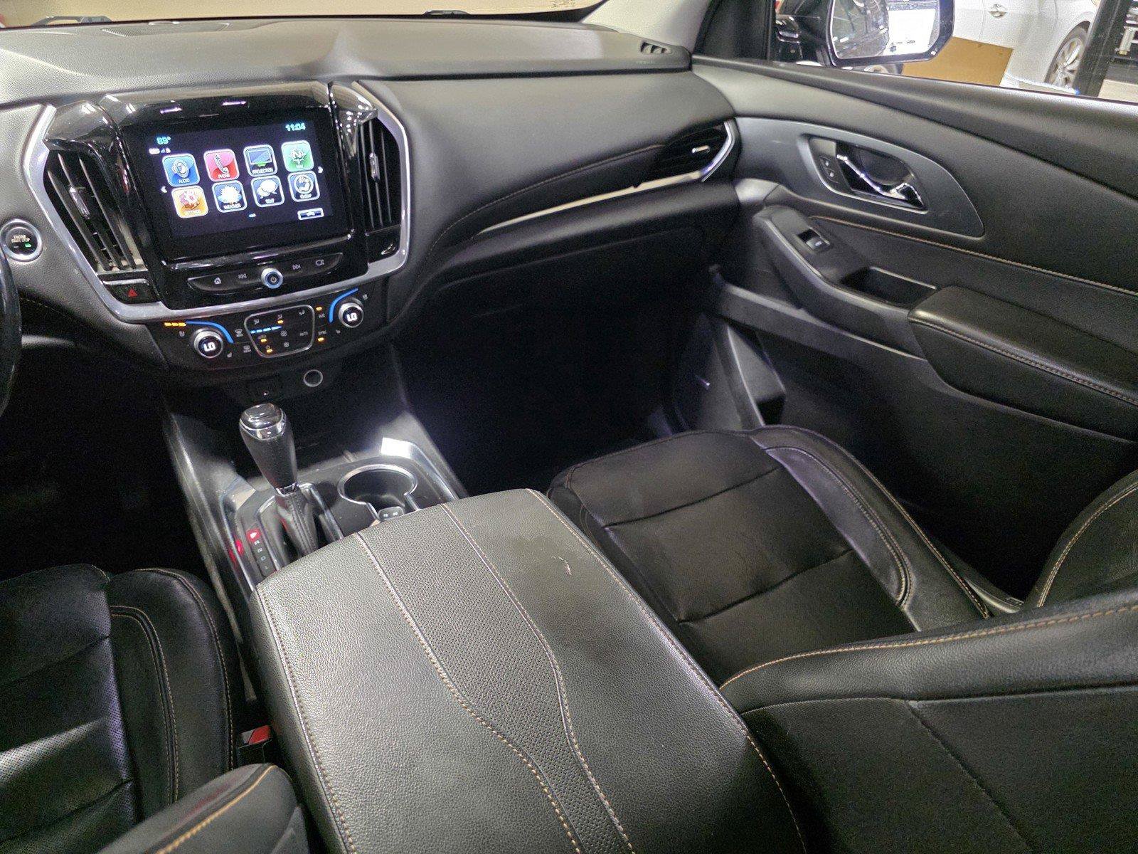 Used 2019 Chevrolet Traverse Premier w/ Redline Edition FWD image 14