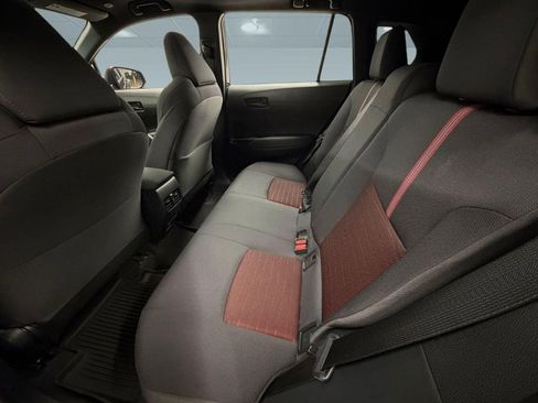 Used 2024 Toyota Corolla Cross AWD Hybrid w/ Moonroof Package image 21