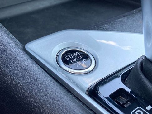 Used 2025 Nissan Altima 2.5 SV image 24