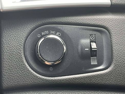 Used 2016 Cadillac SRX Luxury w/ Driver Awareness Package AWD/4WD image 27
