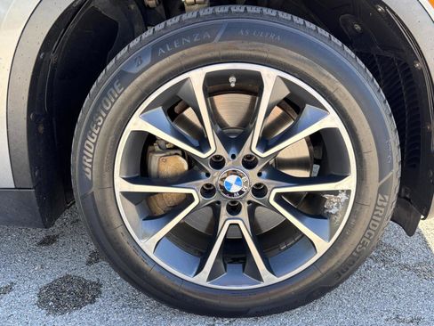Used 2017 BMW X5 xDrive50i image 39