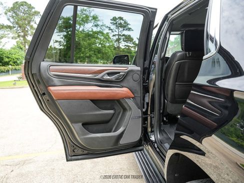 Used 2024 GMC Yukon Denali Ultimate w/ LPO, Floor Liner Package AWD/4WD image 27
