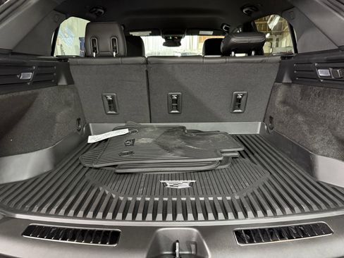 New 2025 Cadillac XT4 Premium Luxury w/ LPO, Floor Liner Package image 38
