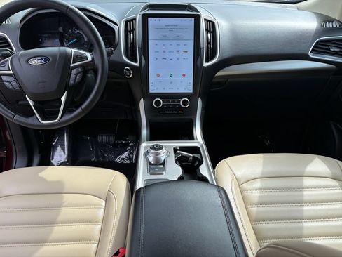 Used 2024 Ford Edge SEL w/ Convenience Package AWD/4WD image 16