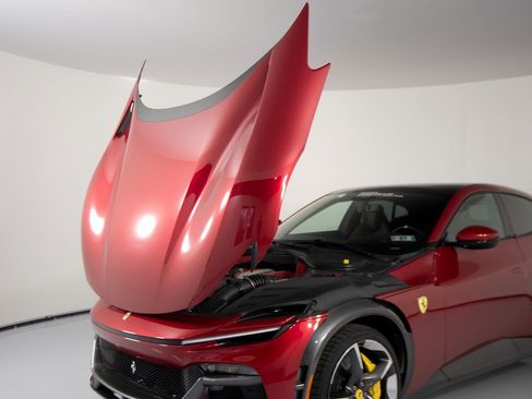 Used 2025 Ferrari Purosangue image 50