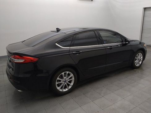 Used 2020 Ford Fusion SE image 10