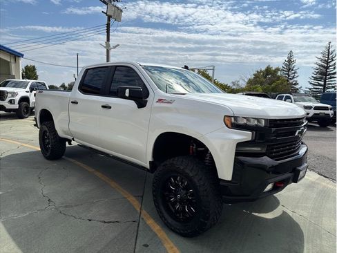 Used 2020 Chevrolet Silverado 1500 LT Trail Boss image 5