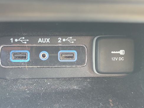 Used 2018 Jeep Grand Cherokee Overland AWD/4WD image 23