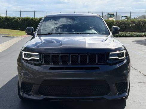 Used 2018 Jeep Grand Cherokee Trackhawk AWD/4WD image 4