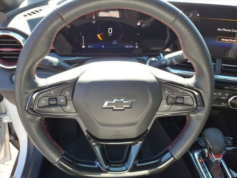 Used 2024 Chevrolet Trax RS w/ Driver Confidence Package image 26