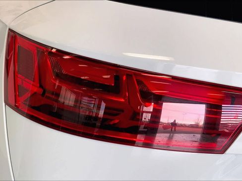 Used 2018 Audi Q7 3.0T Prestige w/ Prestige Package image 30