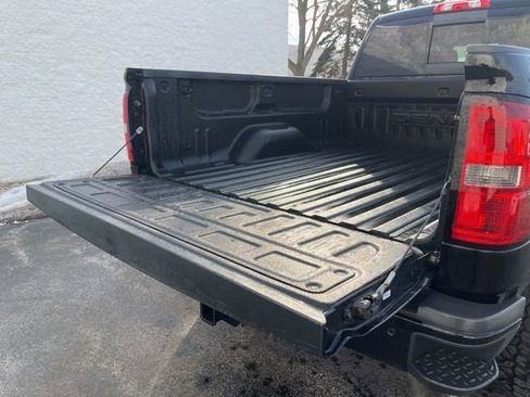 Used 2016 GMC Sierra 2500 Denali w/ Duramax Plus Package image 7