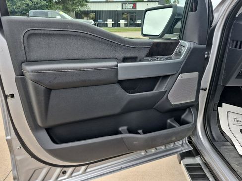 Used 2022 Ford F150 Lariat w/ Equipment Group 502A High AWD/4WD image 14