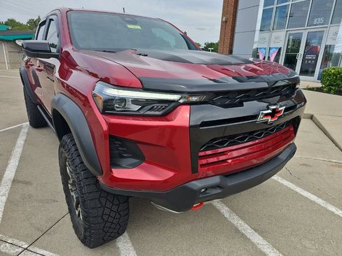 Used 2024 Chevrolet Colorado ZR2 AWD/4WD image 5