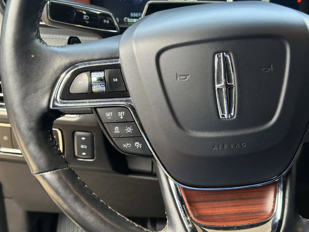Used 2023 Lincoln Navigator L Reserve AWD/4WD image 24