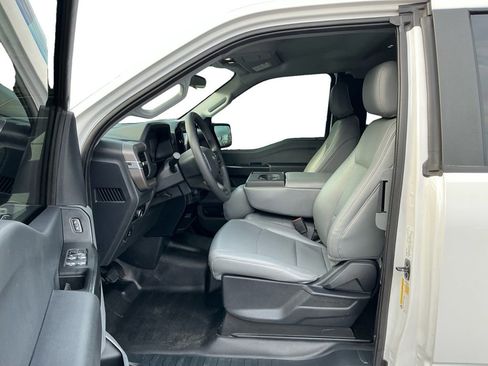 Used 2024 Ford F150 XL image 14