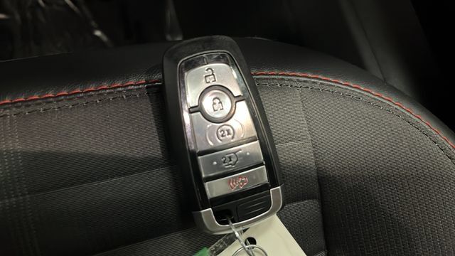 Used 2025 Ford Explorer ST-Line w/ Premium Package AWD/4WD image 41