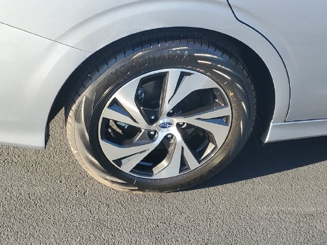 Certified 2025 Subaru Legacy Premium AWD/4WD image 5