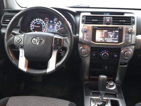 Used 2017 Toyota 4Runner SR5 image 30