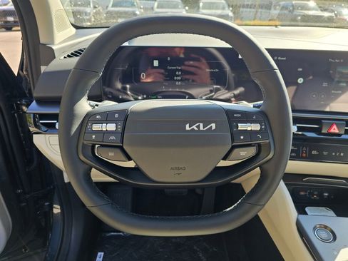 New 2026 Kia Sportage SX Prestige AWD/4WD image 11