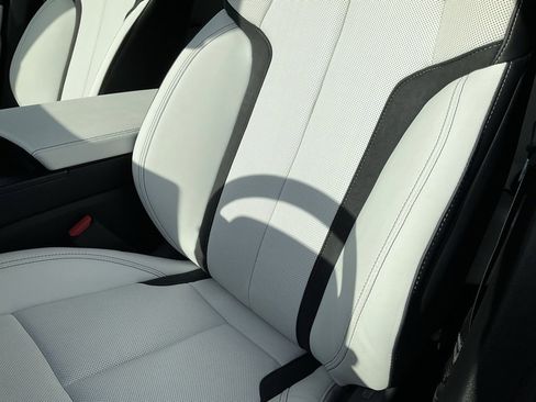 Used 2024 Acura ZDX A-Spec image 17