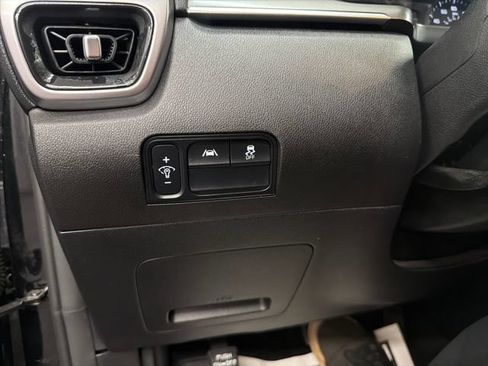 Certified 2023 Kia Sorento LX AWD/4WD image 30