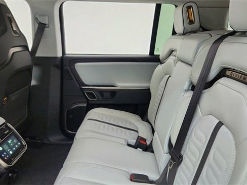 Used 2024 Rivian R1S Launch Edition image 33