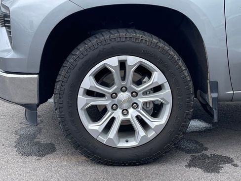 Used 2023 Chevrolet Silverado 1500 LTZ image 31